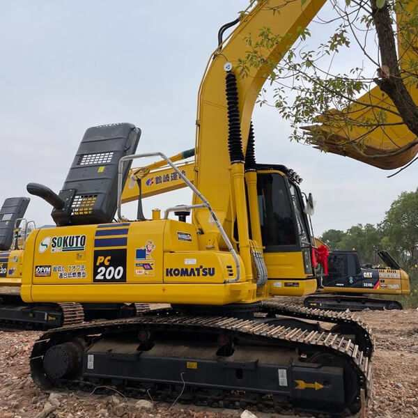 Komatsu PC200 Series Hydraulic Excavator